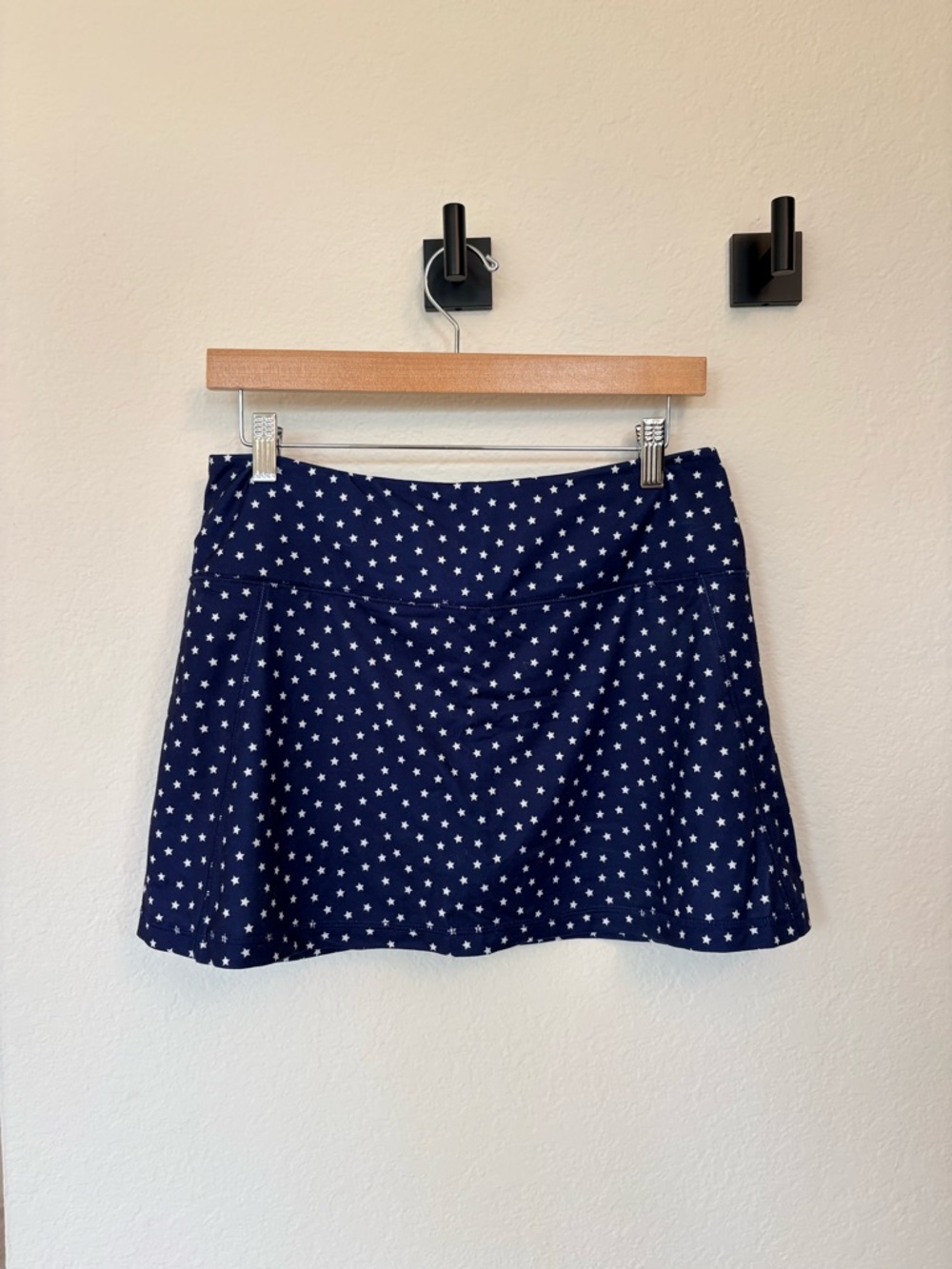 Vineyard Vines Navy Star Print Skort
